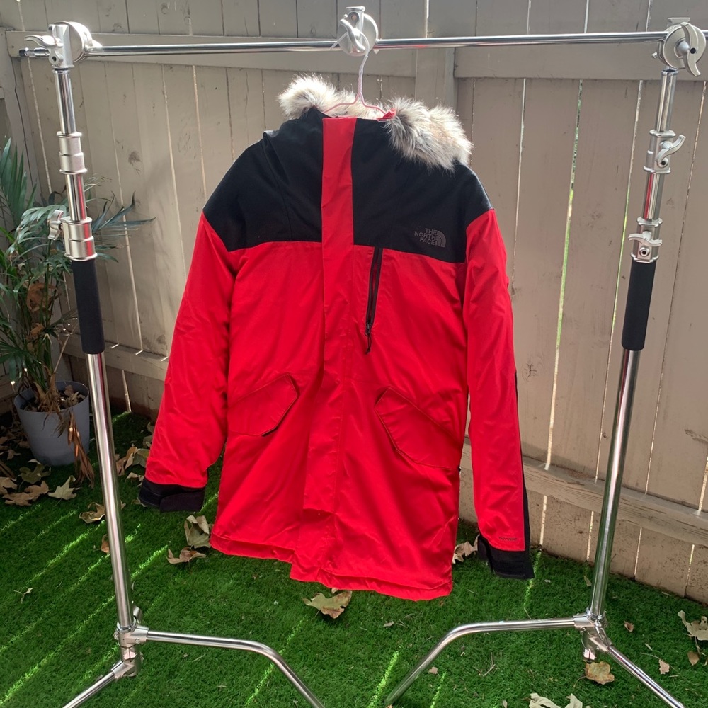 THE NORTH FACE ARCTIC PARKA // M